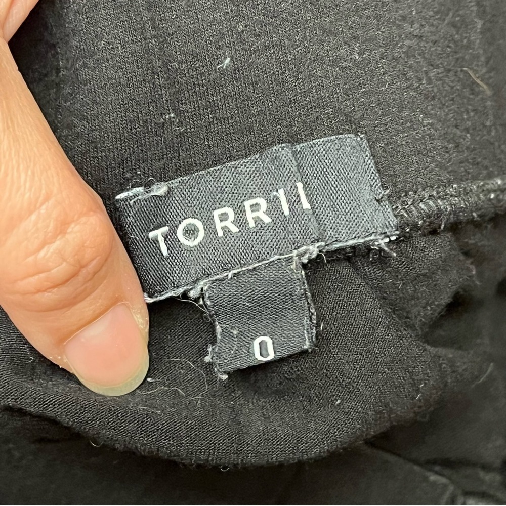 Torrid‎ flowy basic black skirt - Picture 3 of 5
